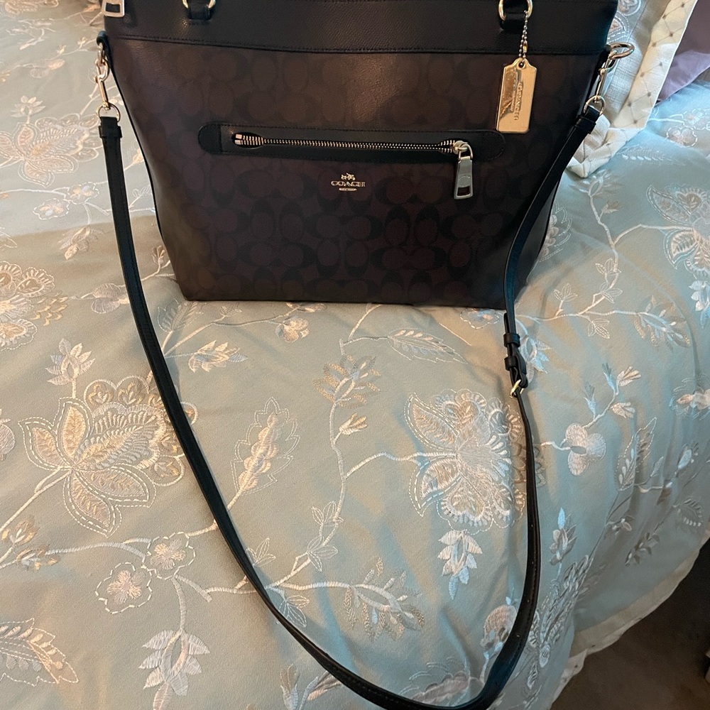 Coach City Tote - Picture 5 of 7